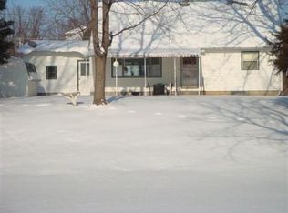 515 Rockport Rd, Janesville, WI 53548
