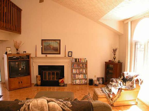 4th image of 9273 W Golden Oaks Dr
