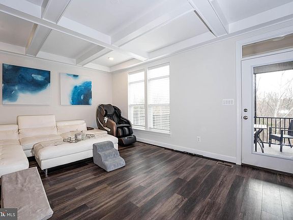 3rd image of 5207 Ridgeview Retreat Dr