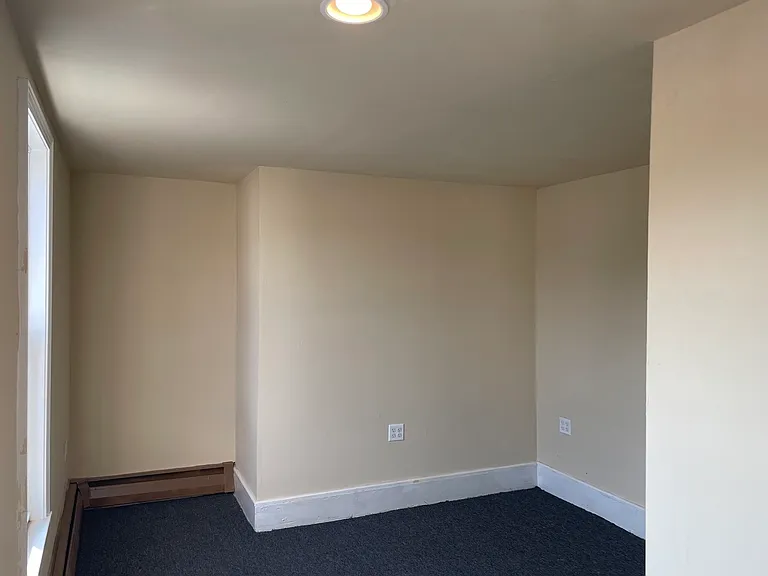 2 S Brook St #2 — Photo 9