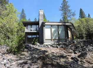 2944 Eastside Rd, Jacksonville, OR 97530