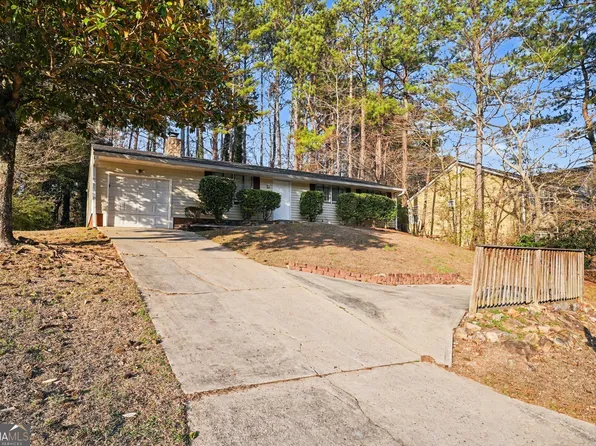 2730 Old South Dr, Jonesboro, GA 30236