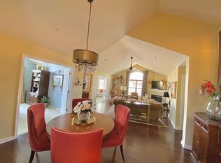 15265 Casey Cir, Brookfield, WI 53005