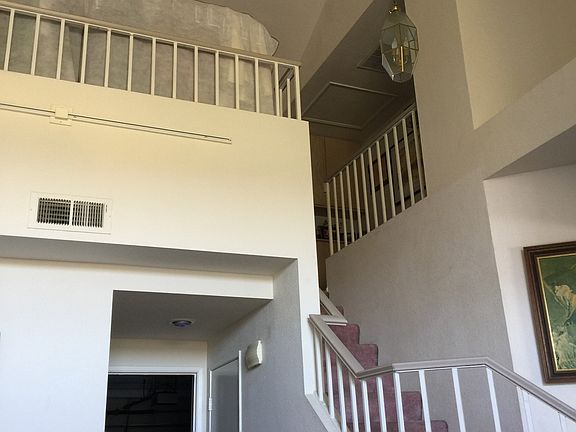 3rd image of 3254 Hilltop Dr