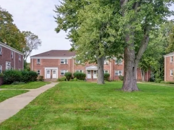 180 Central Ave, Englewood, NJ 07631