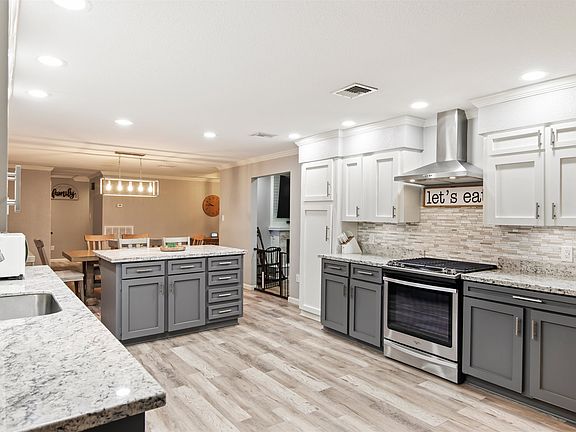 4th image of 102 Highland Dr