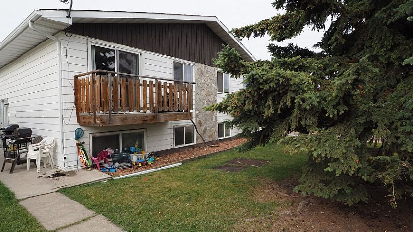 1st image of 4611 48th Ave