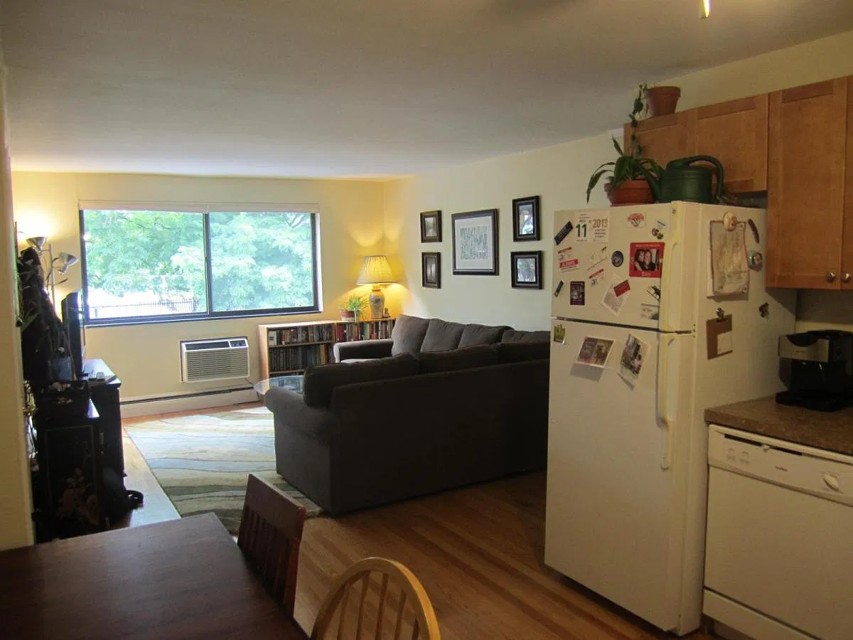 2 bed, 710 sqft, $2,475 — Photo 4