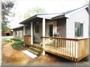 1440 Pine Grove Trl SE, Lowell, MI 49331