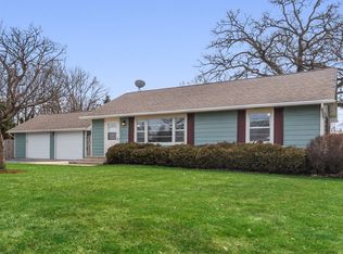 1413 Main St, Spring Grove, IL 60081