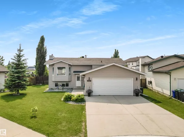 1507 Lakeridge Close, Cold Lake, AB T9M 1K9