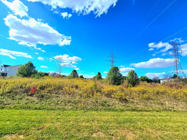 1112 Winding Creek Ln, Delaware, OH 43015