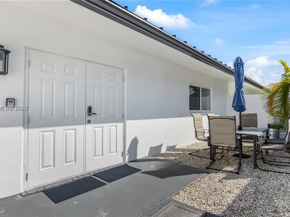 1702 SW 20th St #1, Fort Lauderdale, FL 33315