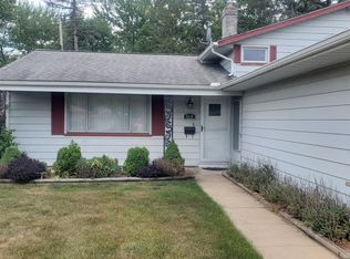 5618 Lori Dr, Bedford Heights, OH