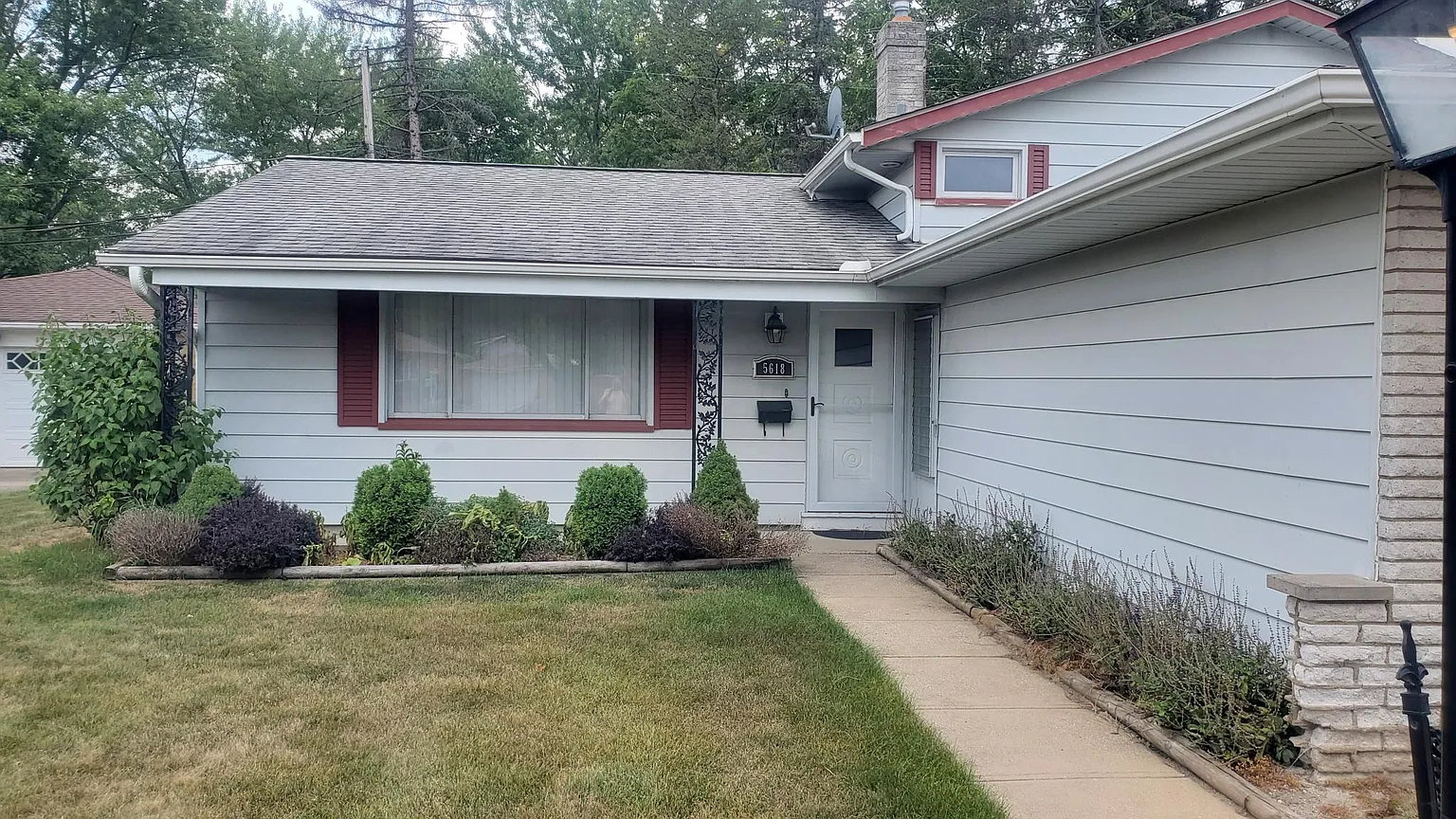 5618 Lori Dr photo 1