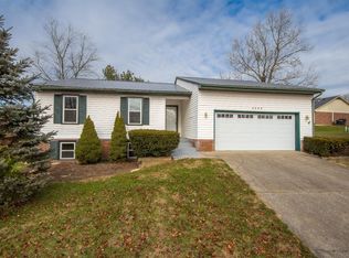 3285 Hunters Point Dr, Lexington, KY 40515