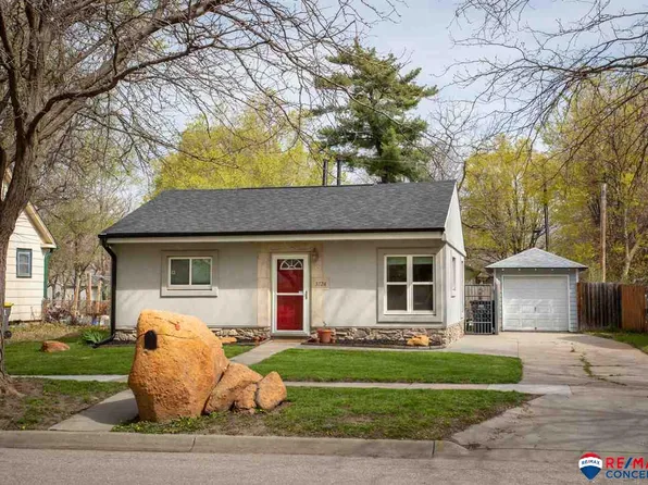3728 Saint Paul Ave, Lincoln, NE 68504