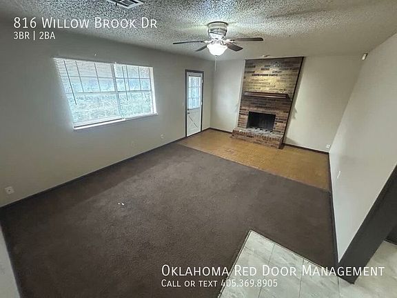 3rd image of 816 Willow Brook Dr
