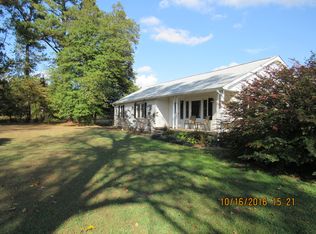 2797 Wayside Rd, Manchester, TN 37355