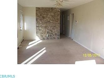 2nd image of 1961 Smith Ave