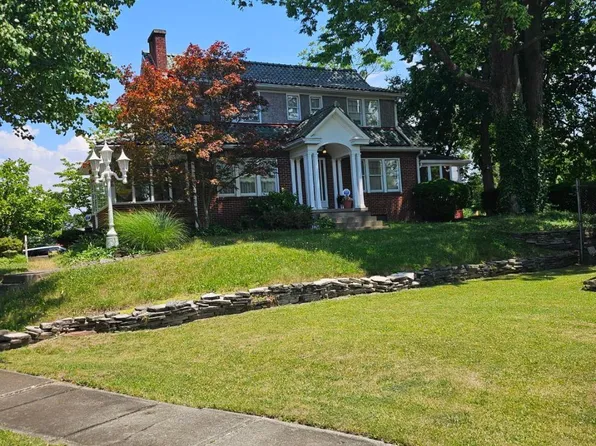 1165 Lawrence Dr, Columbus, OH 43207