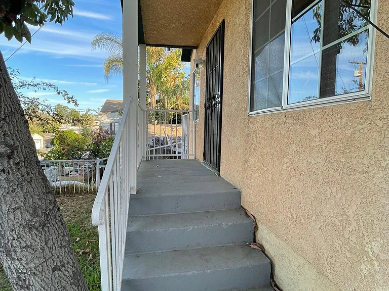 228 S Arizona Ave — Photo 18