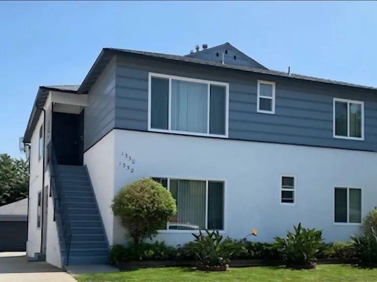 1332 1/2 S Mansfield Ave — Photo 1