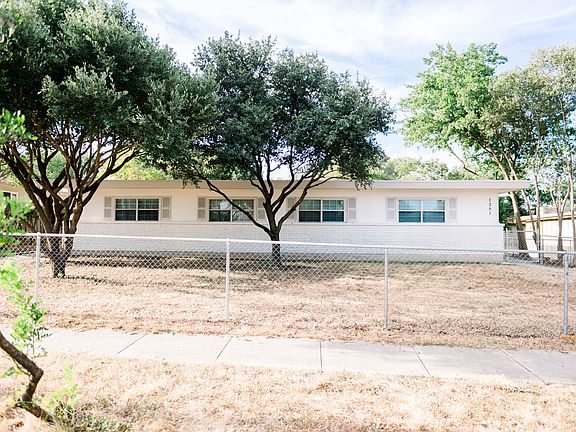 2nd image of 1381 Oblate Dr #1381