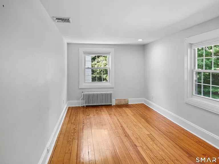4 Wake Robin Rd — Photo 22