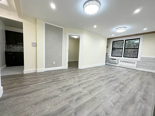 Rented by Bruma Realty LLC | media 19