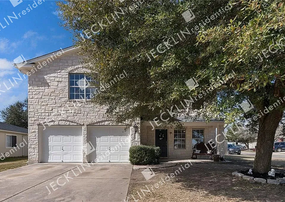 100 David Dr