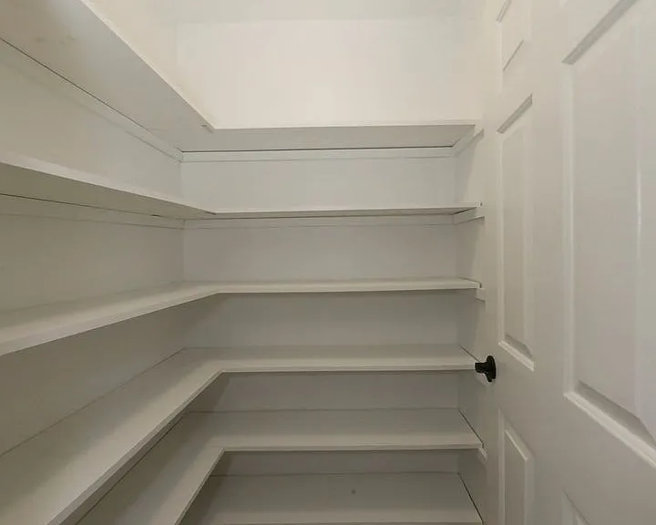 208 Fairfax Way — Photo 36