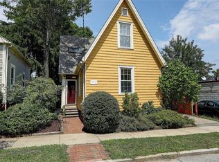 34 Elgin St, Providence, RI 02906