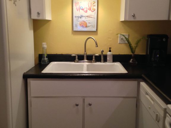 5th image of 4018 Chipola St
