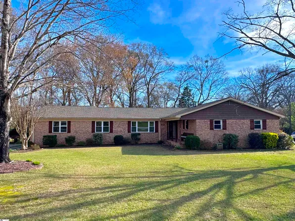 40 Cunningham Cir, Taylors, SC 29687