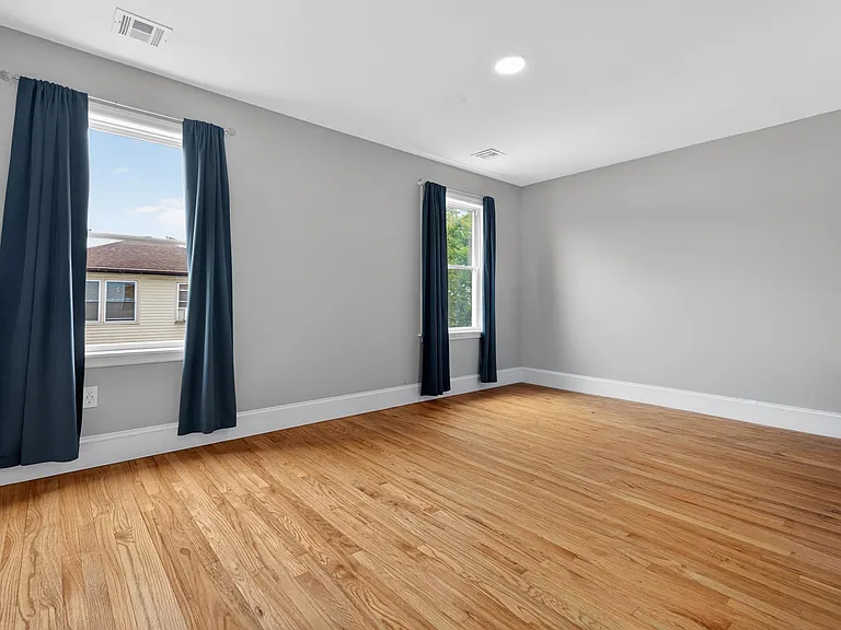 188 Lembeck Ave #2 — Photo 8