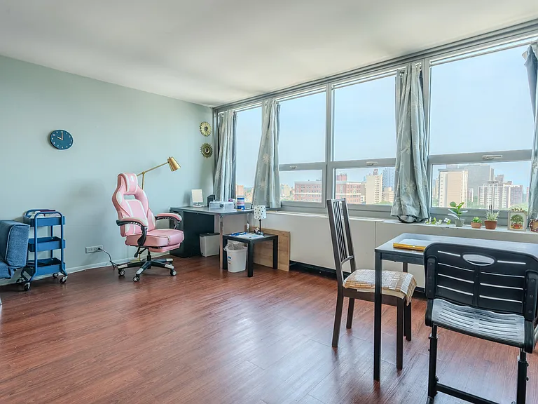 1700 E 56th St #1403 — Photo 3