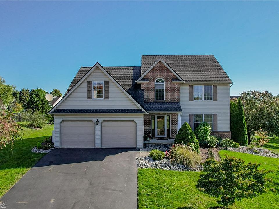 1st image of 5141 Arrowhead Dr N