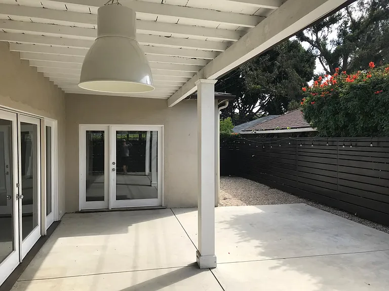 11336 Montana Ave — Photo 46