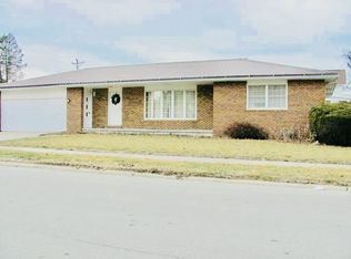 305 Maple St, La Porte City, IA