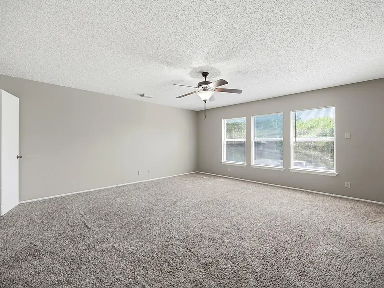 4507 Sherwood Way — Photo 13