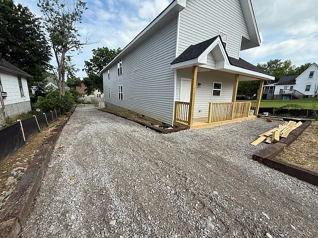 3 bed, 1500 sqft, $1,695 — Photo 2