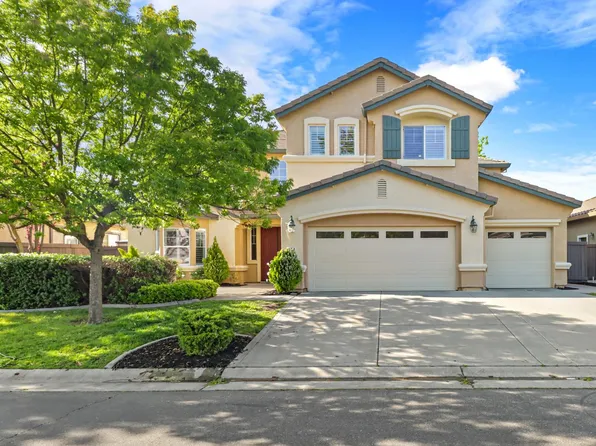 651 Hawkcrest Cir, Sacramento, CA 95835