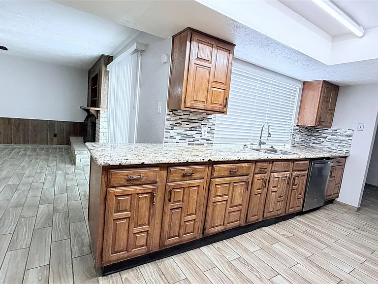 15507 Mira Monte Dr — Photo 13