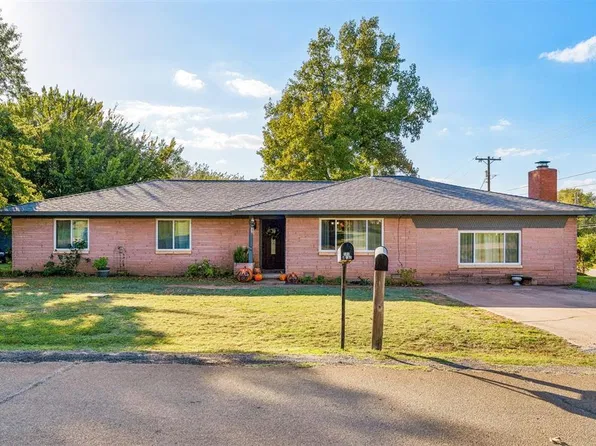 2205 Karl St, Guthrie, OK 73044