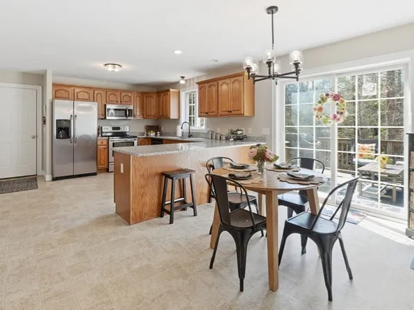 331 E County Rd, Rutland, MA 01543