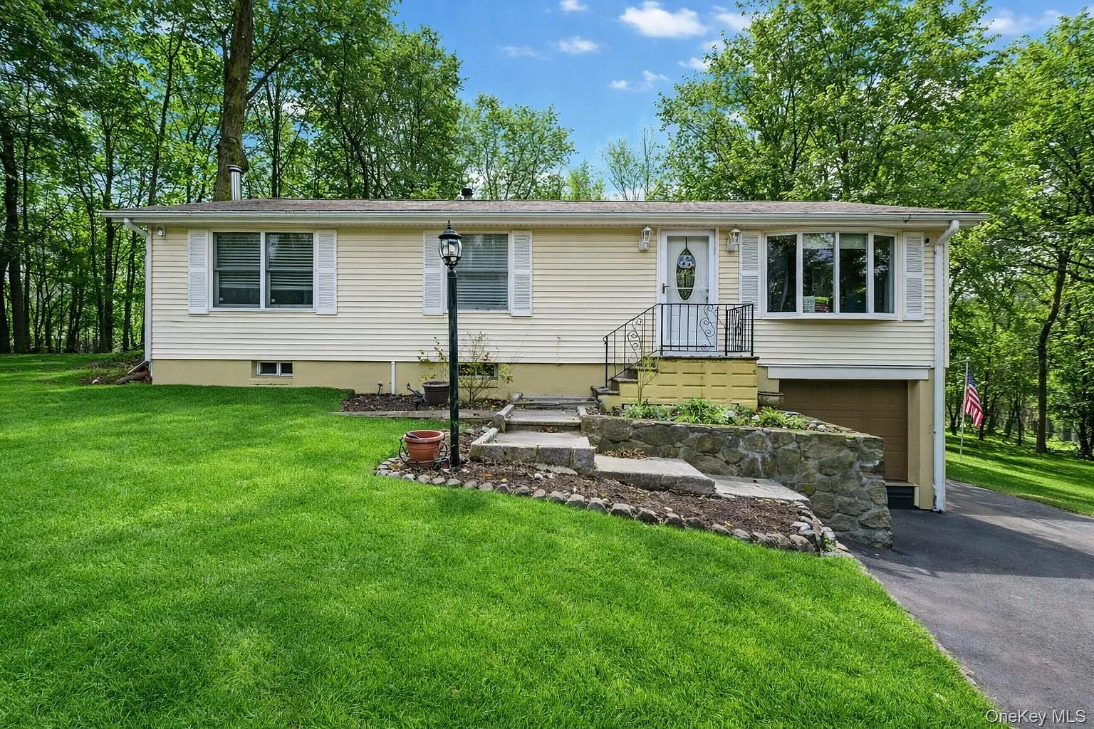 110 Laurel Hill Road photo 1