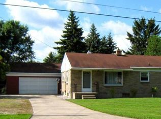 1415 Wilshire Rd, Haslett, MI 48840