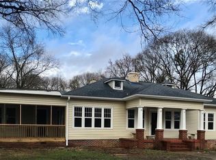 508 W Decatur St, Madison, NC 27025