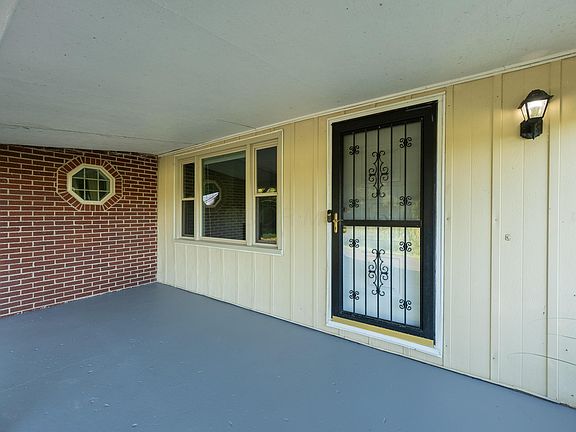 5th image of 1264 Tarkiln Rd SE